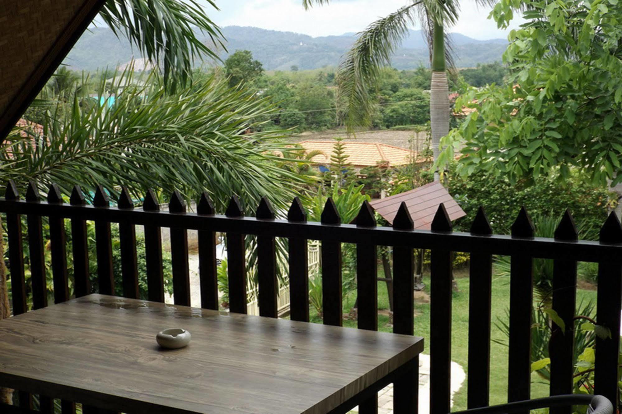 Homestay Chiangrai Chiang Rai Exterior photo